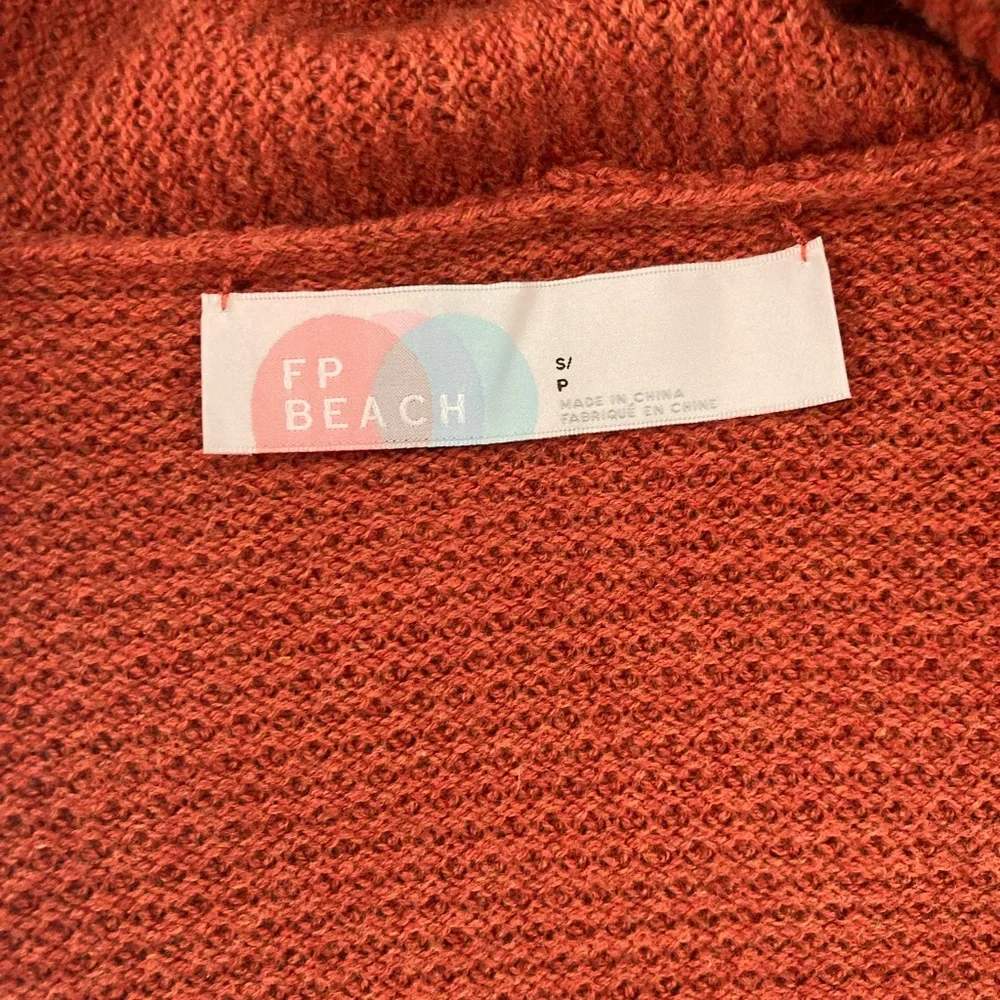 Free people beach, rust cardigan - Picture 7 of 7